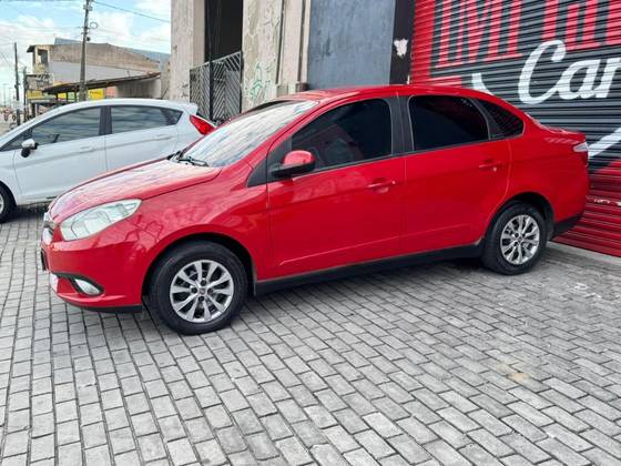 FIAT GRAND SIENA 1.4 MPI ATTRACTIVE 8V FLEX 4P MANUAL FIAT GRAND SIENA 1.4 MPI ATTRACTIVE 8V FLEX 4P MANUAL